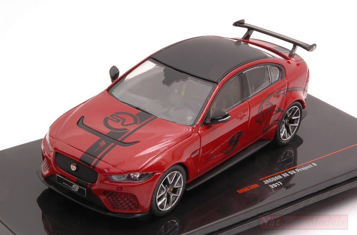 MODELLINO IN SCALA COMPATIBILE CON JAGUAR XE SV PROJECT 8-201 RED 1:43 IXO MODEL MOC300