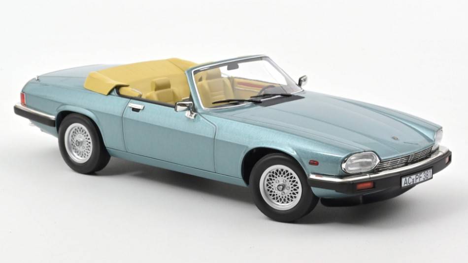 SCALE MODEL COMPATIBLE WITH JAGUAR XJ-S 5.3 HECONVERTIBLE 1988 LIGHT BLUE METALLIC 1:18 NOREV NV182635