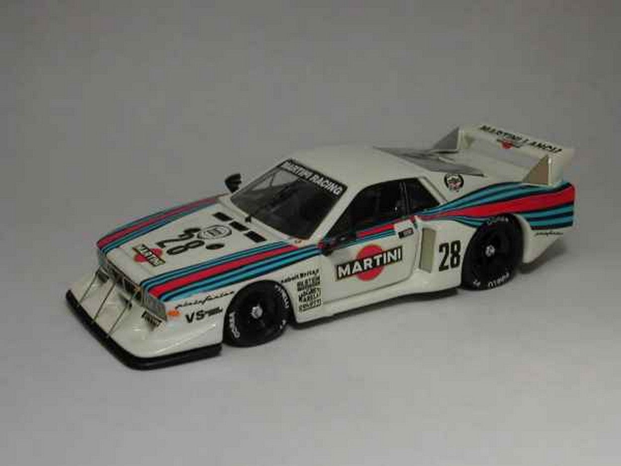 SCALE MODEL COMPATIBLE WITH LANCIA BETA MONTEC.N.28 ACCIDENT SILVERSTONE 1981 PATRESE-CHEEVER 1:43 BEST MODEL BT9241
