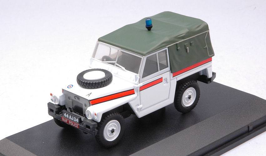 MODELLINO IN SCALA COMPATIBILE CON LAND ROVER LIGHTWEIGHT RAF POLICE 1:43 OXFORD OXF43LRL010