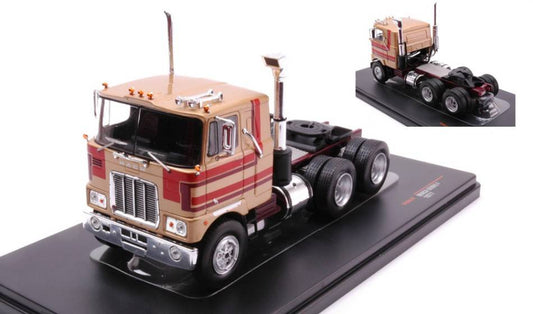MODELLINO IN SCALA COMPATIBILE CON MACK SERIE F 1977 MET.BEIGE/RED 1:43 IXO MODEL TR168
