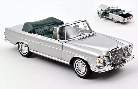 MODELLINO IN SCALA COMPATIBILE CON MERCEDES 280 SE CABRIOLET 1969 SILVER METALLIC 1:18 NOREV NV183761
