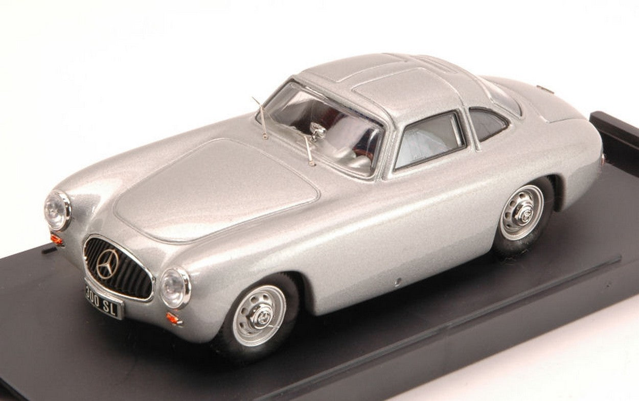 SCALE MODEL COMPATIBLE WITH MERCEDES 300 SL 52 COUPE PRESENTATION 1952 SILVER 1:43 BANG BG7210
