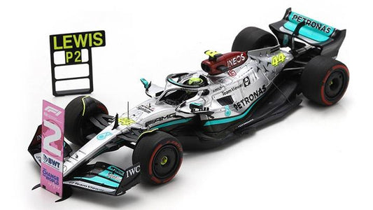 SCALE MODEL COMPATIBLE WITH MERCEDES F1 L.HAMILTON 2022 N.44 2nd BRAZIL GP W/PIT AND NUMBER BOARD SPARK MODEL S8556