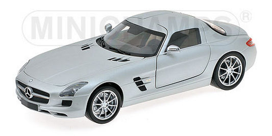 MODELLINO IN SCALA COMPATIBILE CON MERCEDES SLS AMG 2010 MATT SILVER 1:18 MINICHAMPS PM100039029