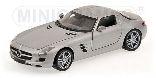 MODELLINO IN SCALA COMPATIBILE CON MERCEDES SLS AMG 2010 SILVER 1:18 MINICHAMPS PM100039025