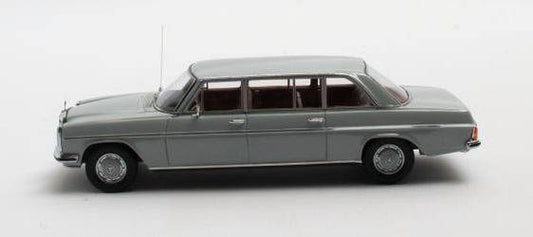 MODELLINO IN SCALA COMPATIBILE CON MERCEDES V114 1969 GREY 1:43 MATRIX SCALE MODELS MX41302-242