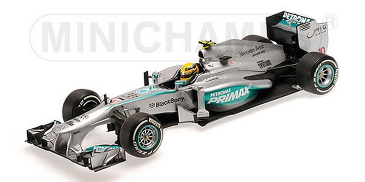 MODELLINO IN SCALA COMPATIBILE CON MERCEDES W04 L.HAMILTON 2013 N.10 1st PODIUM MALAYSIAN GP 1:18 MINICHAMPS PM110130110