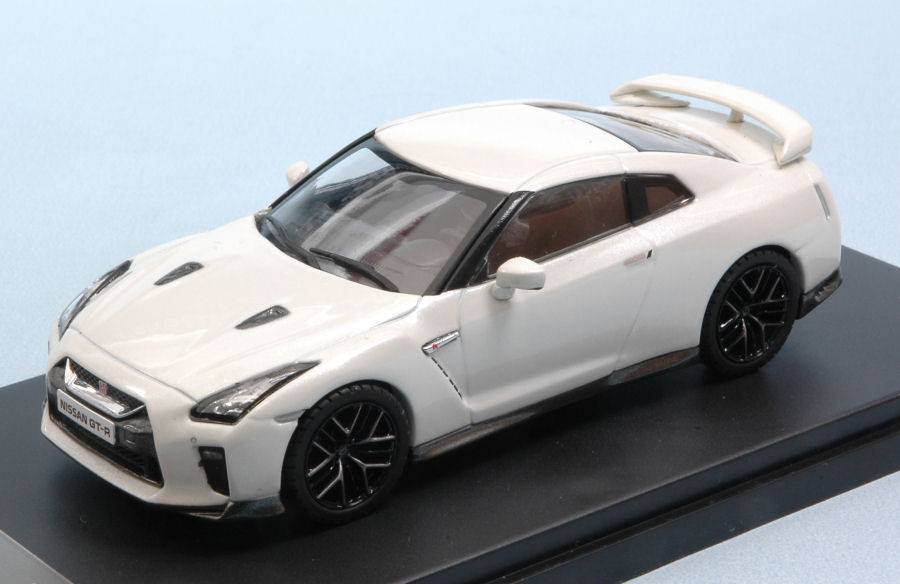 MODELLINO IN SCALA COMPATIBILE CON NISSAN GT-R 2017 WHITE 1:43 PREMIUMX PRXD584