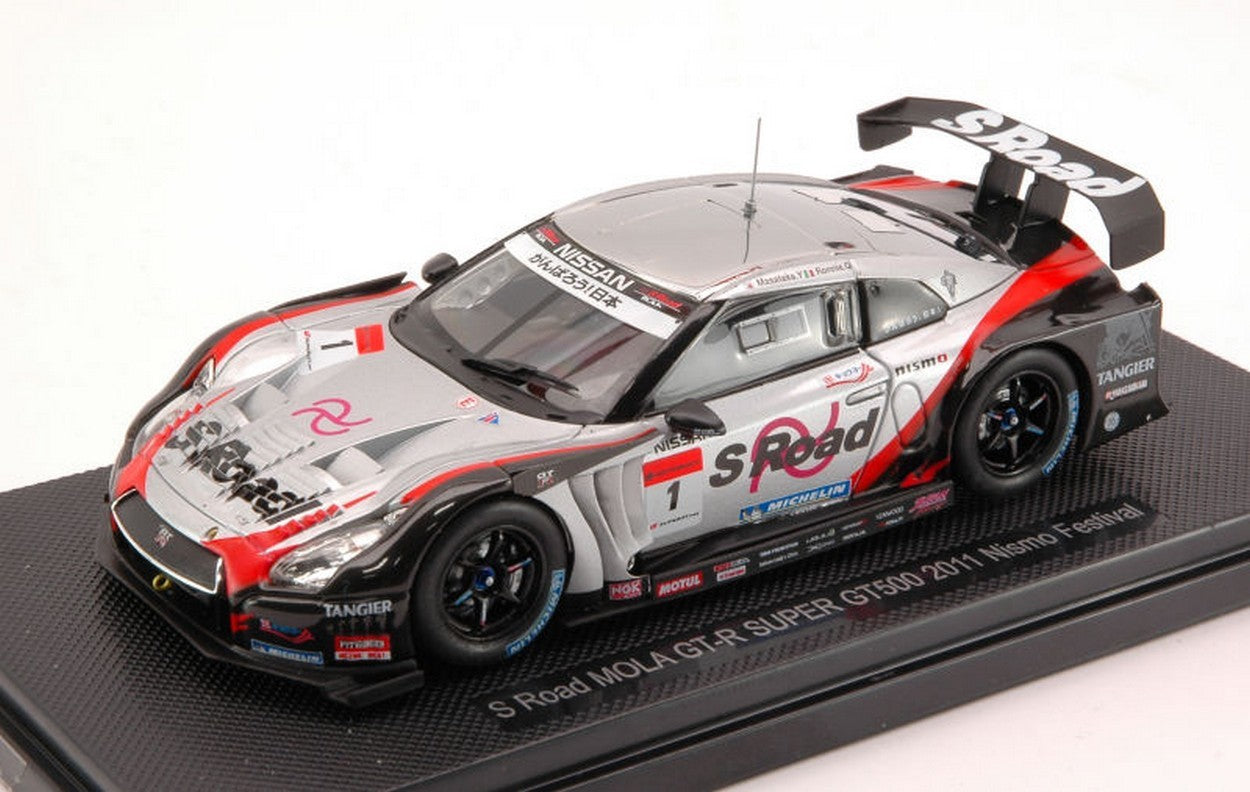 MODELE REDUIT COMPATIBLE AVEC NISSAN R35 GT-R N.1 SUPER GT500 2011 1:43 EBBRO EB44679