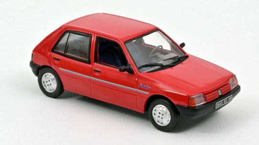 MODELLINO IN SCALA COMPATIBILE CON PEUGEOT 205 JUNIOR 1988 RED 1:43 NOREV NV471731