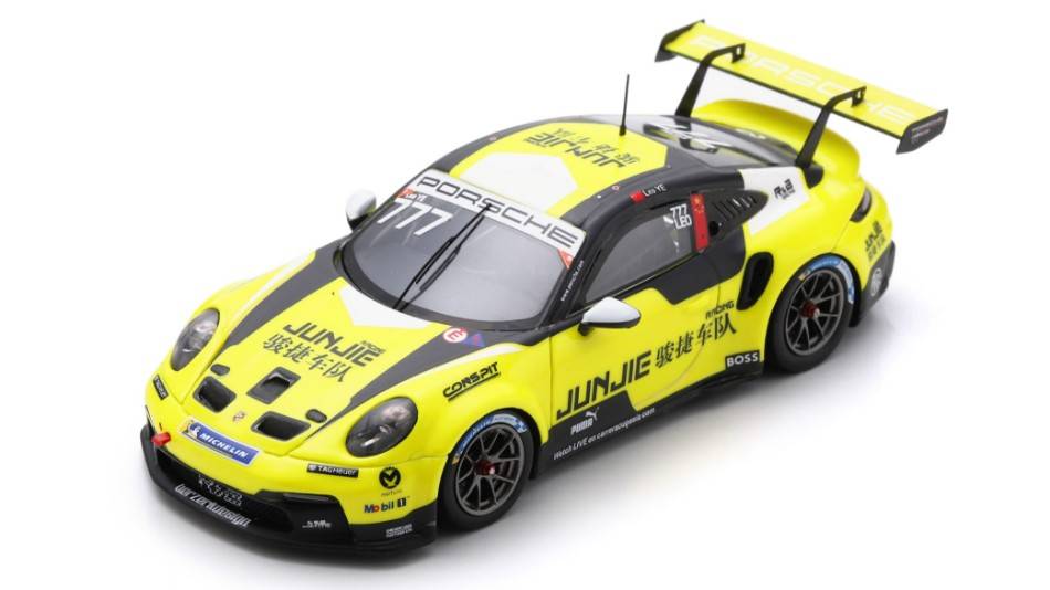 SCALE MODEL COMPATIBLE WITH PORSCHE 911 GT3 N.777 CARRERA CUP ASIA CHAMPION 2022 LEO YE 1:43 SPARK MODEL SA269