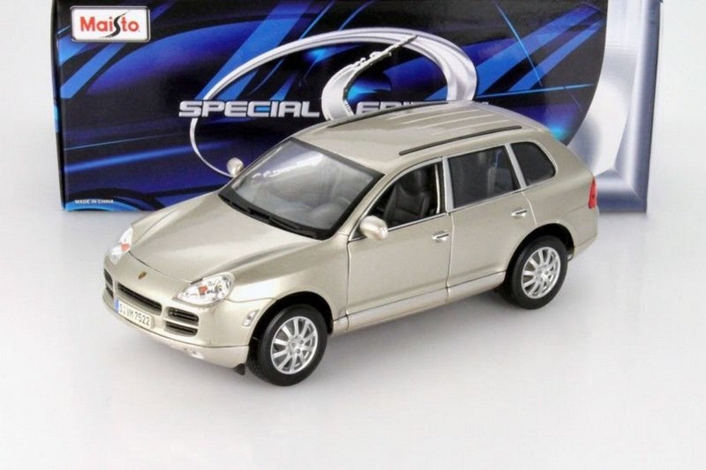 modellino IN SCALA COMPATIBILE CON Porsche CAYENNE V 6 2006 METALLIC Silver 1:18 Maisto MI31675