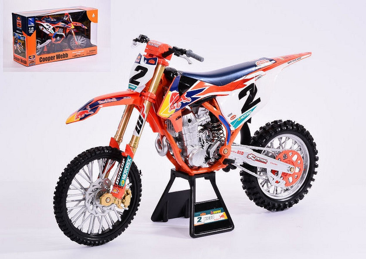 MODELLINO IN SCALA COMPATIBILE CON RED BULL KTM 450 SX-F N.2 FACTORY RACING TEAM COOPER WEBB 2019 1:6 NEW RAY NY49683