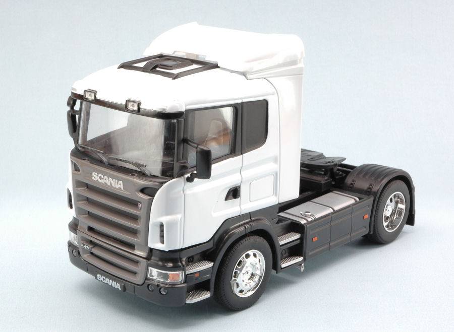 MODELLINO IN SCALA COMPATIBILE CON SCANIA R470 WHITE 1:32 WELLY WE2625W DIE CAST
