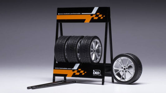 SCALE MODEL COMPATIBLE WITH SET 4 WHEELS HYUNDAI SILVER 1:18
 IXO MODEL 18SEP020