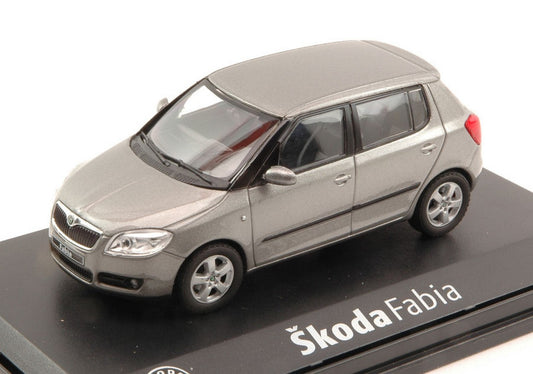 MODELLINO IN SCALA COMPATIBILE CON SKODA FABIA II 2007 CAPPUCCINO BEIGE METALLIC 1:43 ABREX AB008YB