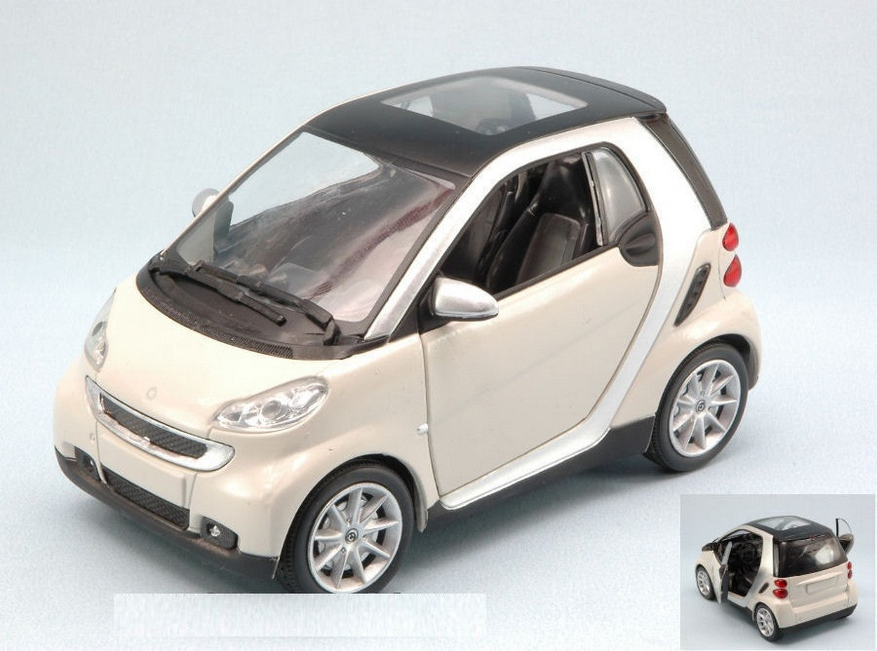 SCALE MODEL COMPATIBLE WITH SMART FORTWO II SERIES 2007 WHITE 1:24 NEW RAY NY71033W
