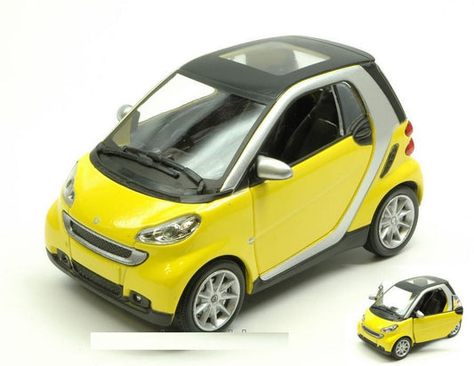SCALE MODEL COMPATIBLE WITH SMART FORTWO II SERIES 2007 YELLOW 1:24 NEW RAY NY71033Y