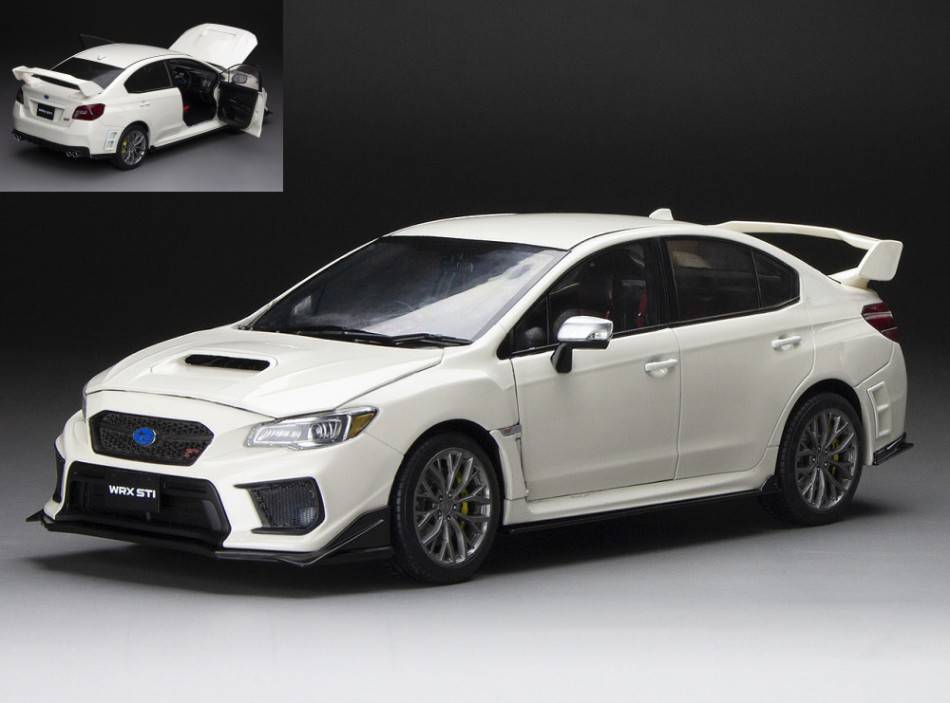 MODELLINO IN SCALA COMPATIBILE CON SUBARU WRX CHALLENGE PACKAGE 2018 CRYSTAL WHITE PEARL 1:18 SUNSTAR SS5556