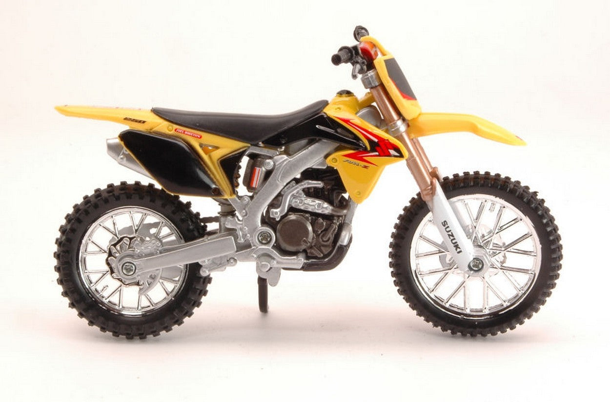 MODÈLE RÉDUIT COMPATIBLE AVEC SUZUKI RM-Z450 2010 1:18 BURAGO BU51048