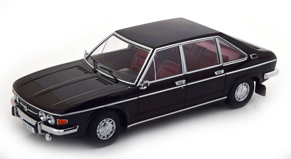 MODELLINO IN SCALA COMPATIBILE CON TATRA 613 1979 BLACK 1:18 TRIPLE 9 T9-1800290