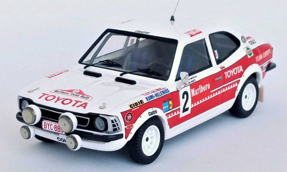 MODÈLE RÉDUIT COMPATIBLE AVEC TOYOTA COROLLA LEVIN 4ème RALLYE ARTIC 1977 MIKKOLA/HERTZ 1:43 TROFEU TFRRFI22