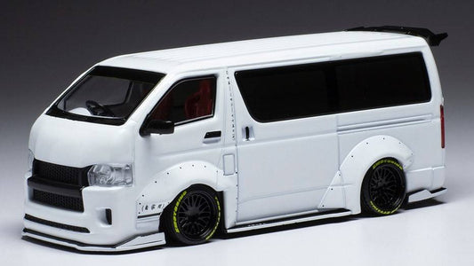 MODELE REDUIT COMPATIBLE AVEC TOYOTA HIACE WIDEBODY 2018 MET.WHITE 1:43 IXO MODEL MOC323