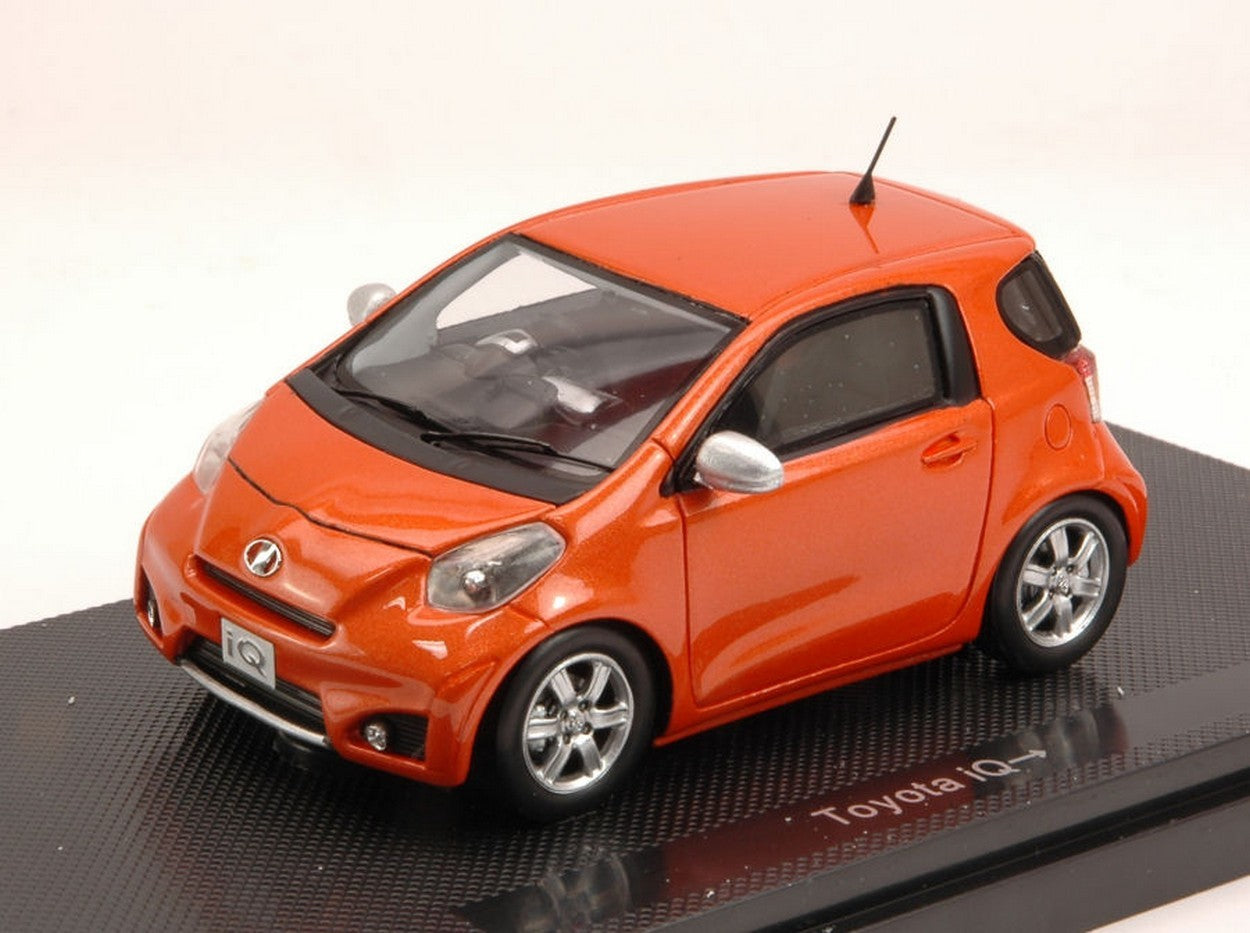 SCALE MODEL COMPATIBLE WITH TOYOTA IQ 2009 BRONZE 1:43 EBBRO EB44698