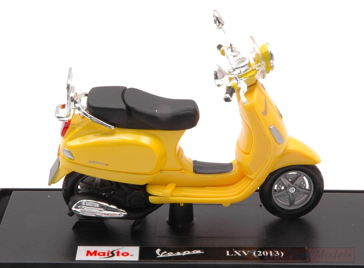 MODÈLE RÉDUIT COMPATIBLE AVEC VESPA LXV 2014 JAUNE 1:18 MAISTO MI16887Y
