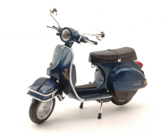 MODÈLE RÉDUIT COMPATIBLE AVEC VESPA P 200 E 1978 BLEU 1:12 NEW RAY NY42123BL