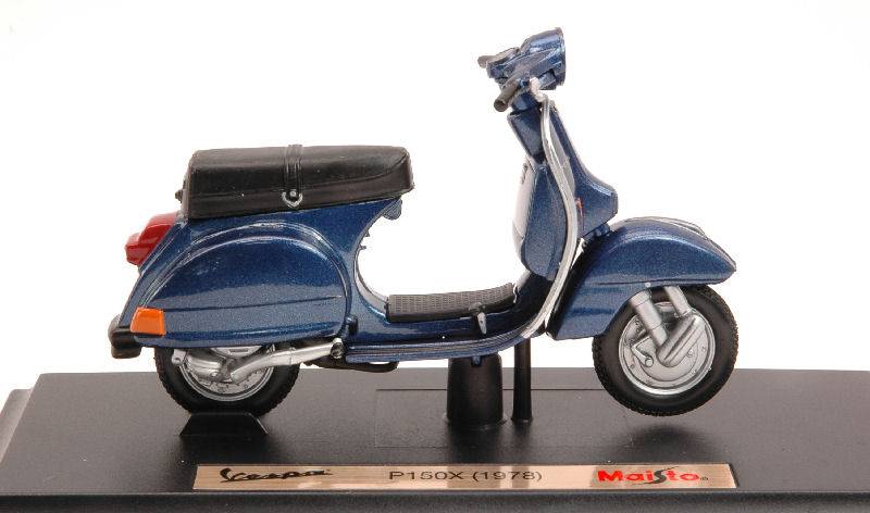 MODELE REDUIT COMPATIBLE AVEC VESPA P150X 1978 BLEU 1:18 MAISTO MI4272B
